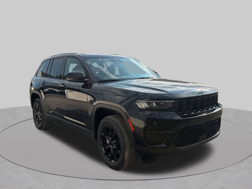 Used 2024 Black Jeep Altitude image 35