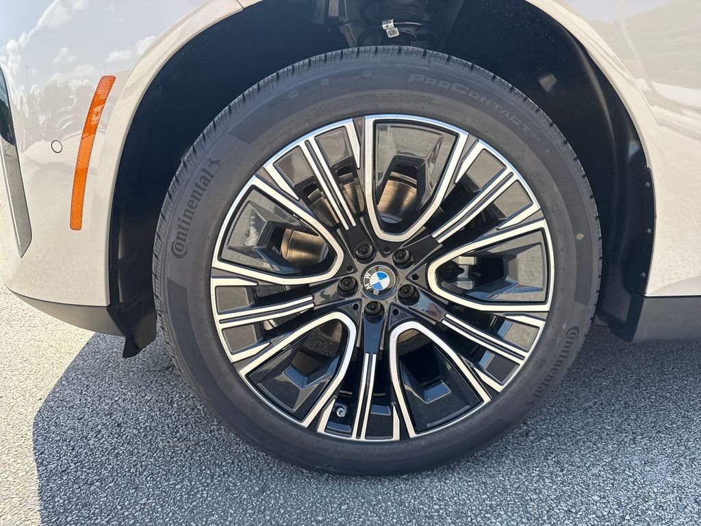 New 2026 Beige BMW 30 xDrive image 9