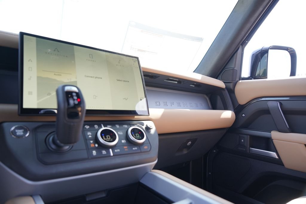 New 2026 Carpathian Grey Land Rover V8 image 14