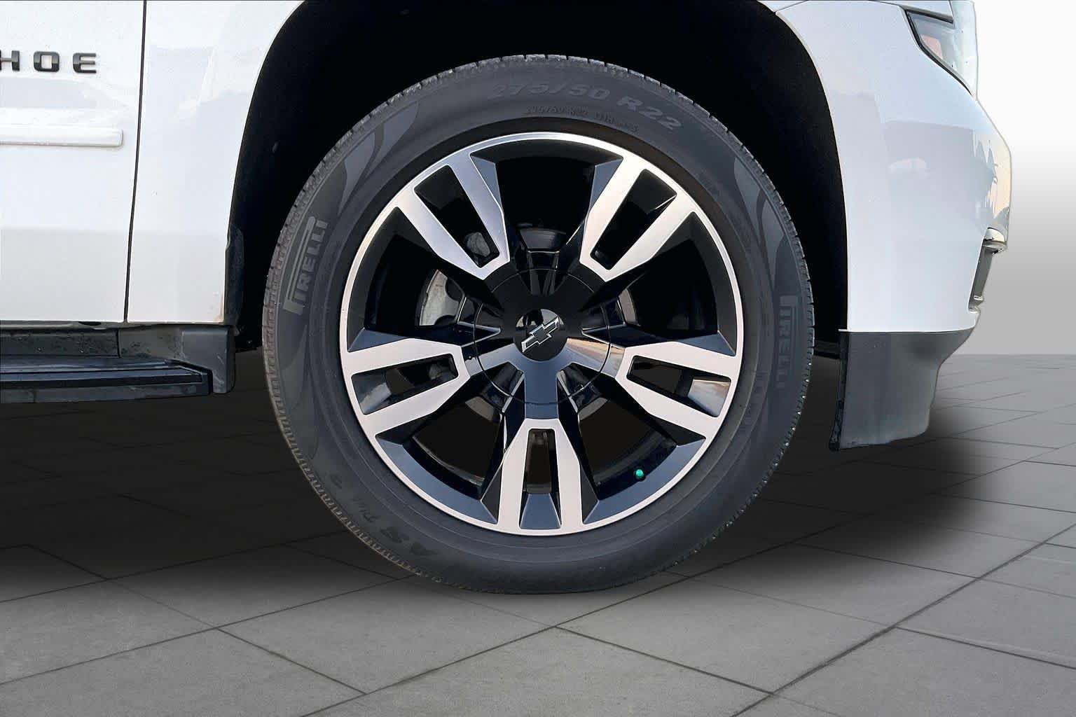 Used 2019 Summit White Chevrolet Premier image 11
