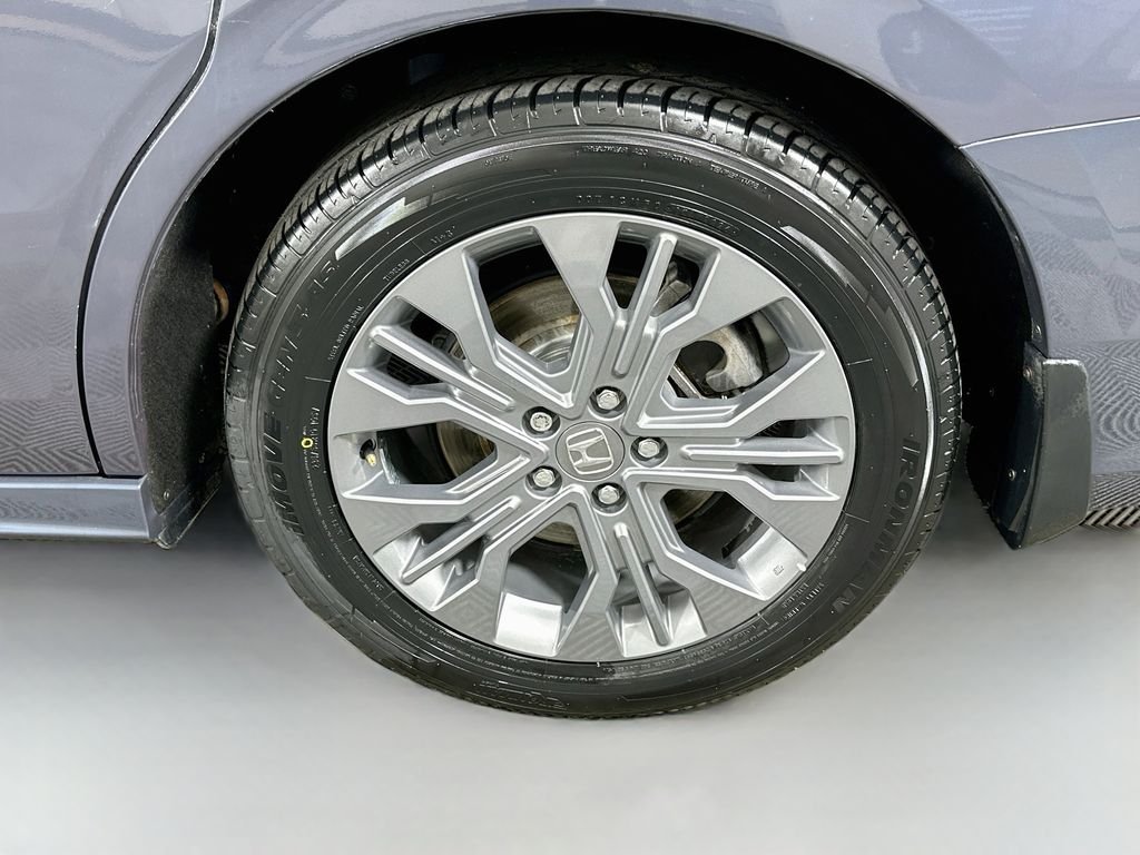 2025 Honda Odyssey Touring - Photo 33