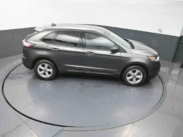 Used 2017 Gray Ford SE image 30