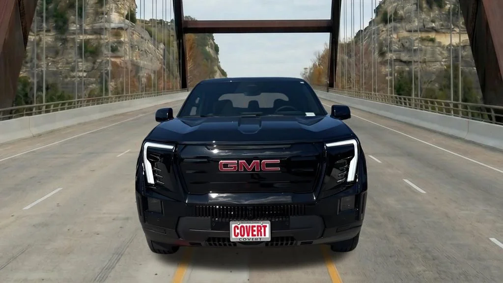 New 2026 Onyx Black GMC Elevation Extended Range image 2