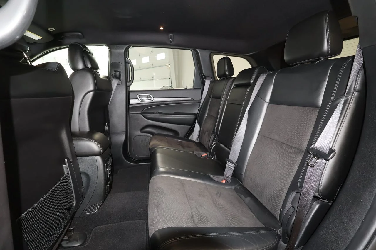 Used 2021 Gray Jeep Laredo X image 14