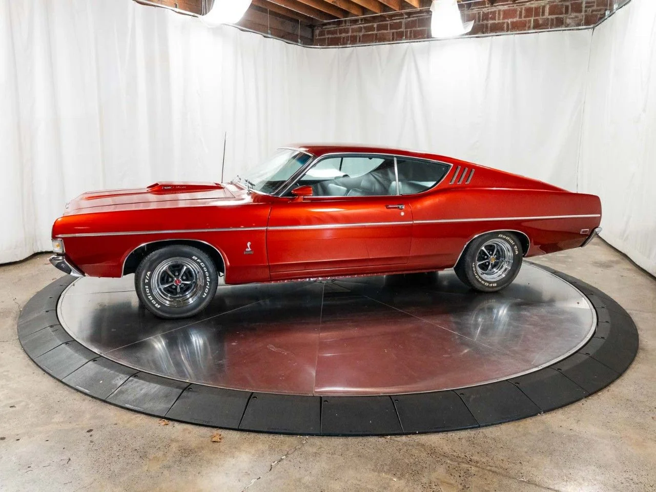 Used 1969 Red Ford 2 Door Sports Roof image 6