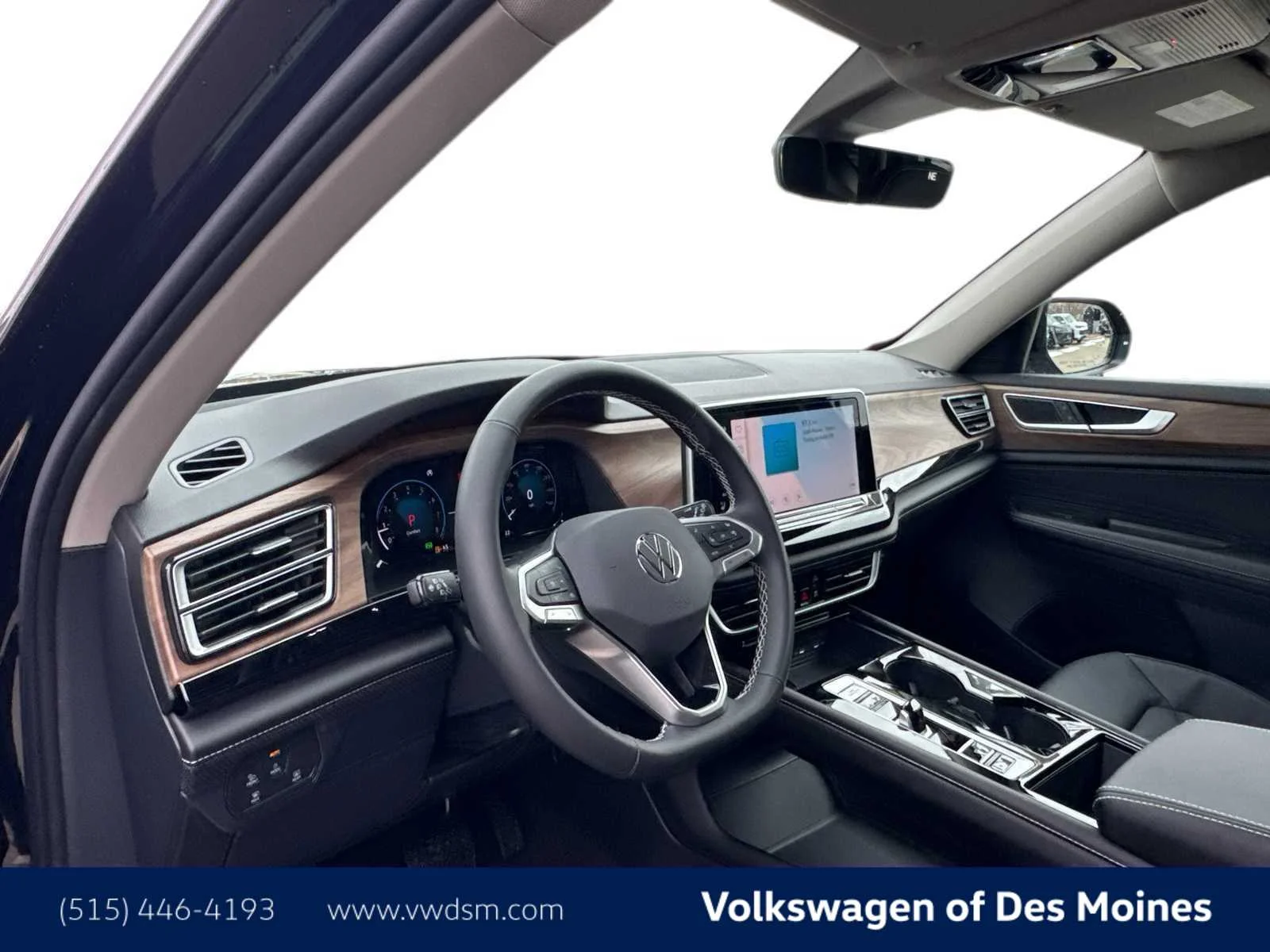 2026 Volkswagen Atlas SE w/Tech - Photo 2