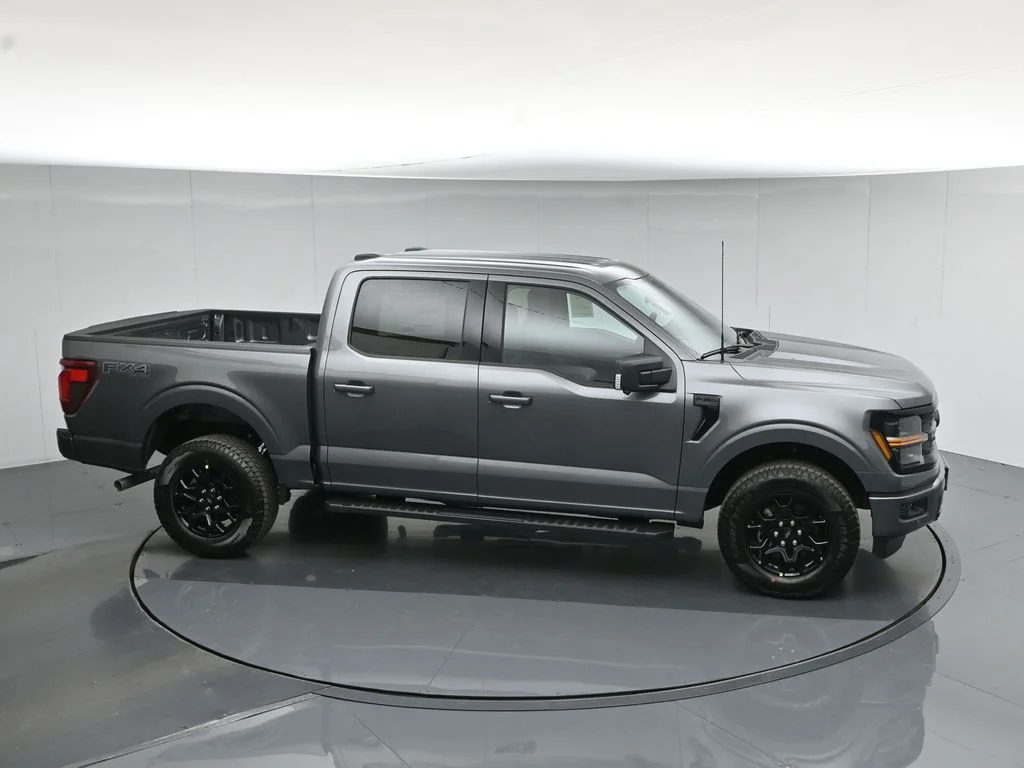 New 2026 Carbonized Gray Metallic Ford XLT image 54