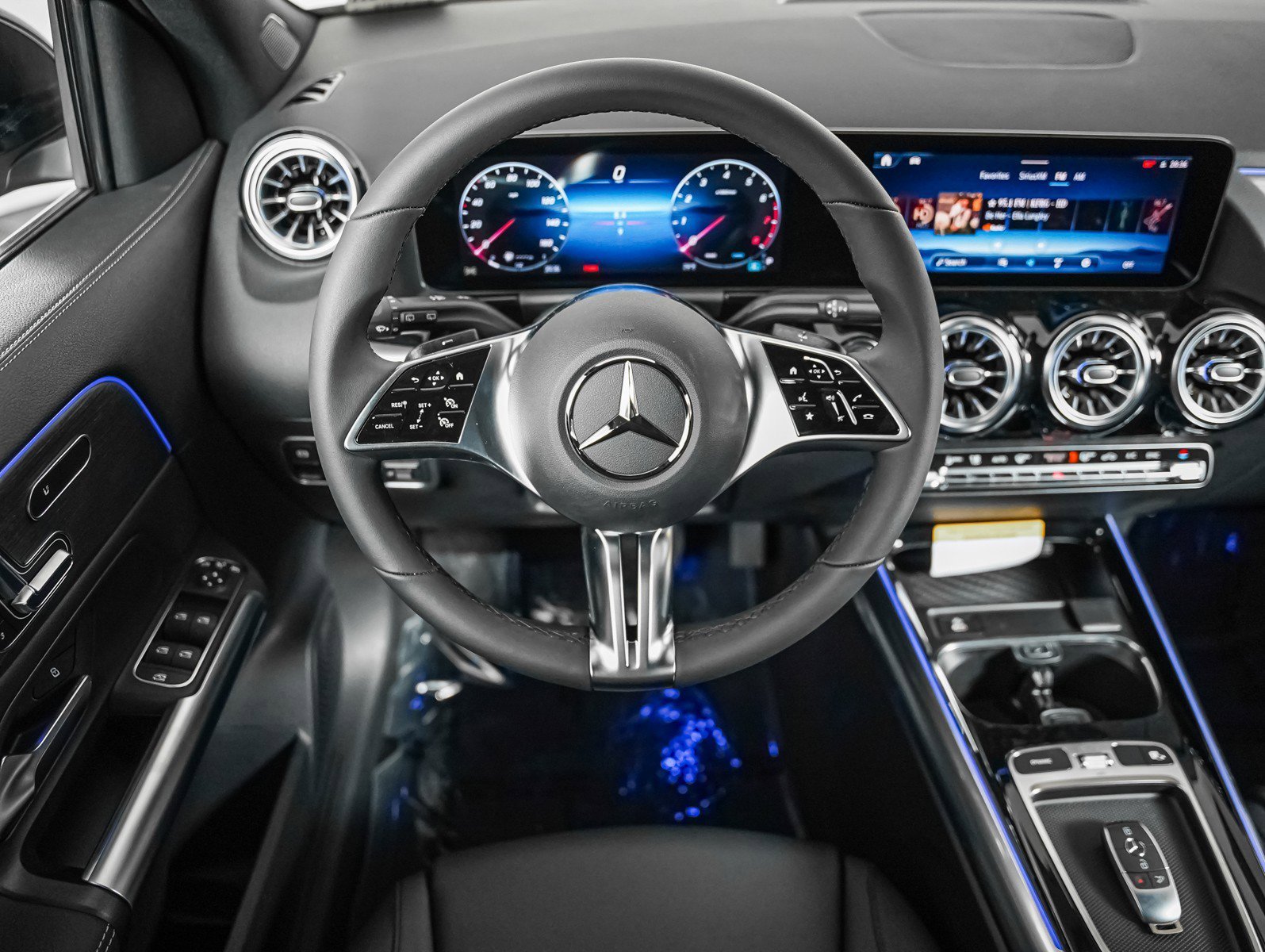 New 2026 Night Black Mercedes-Benz GLA 250 image 13