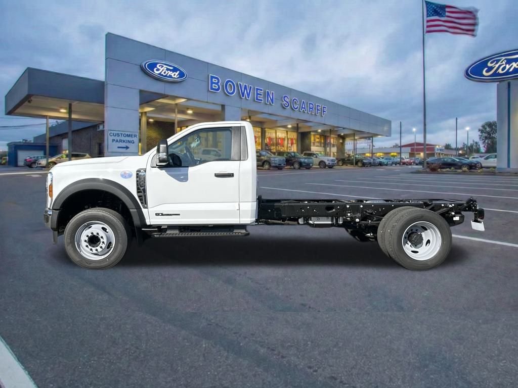 New 2025 Oxford White Ford XL image 2