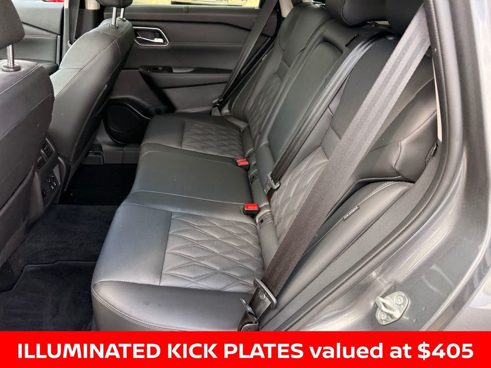 Certified Used 2025 Gun Metallic Nissan Platinum image 32