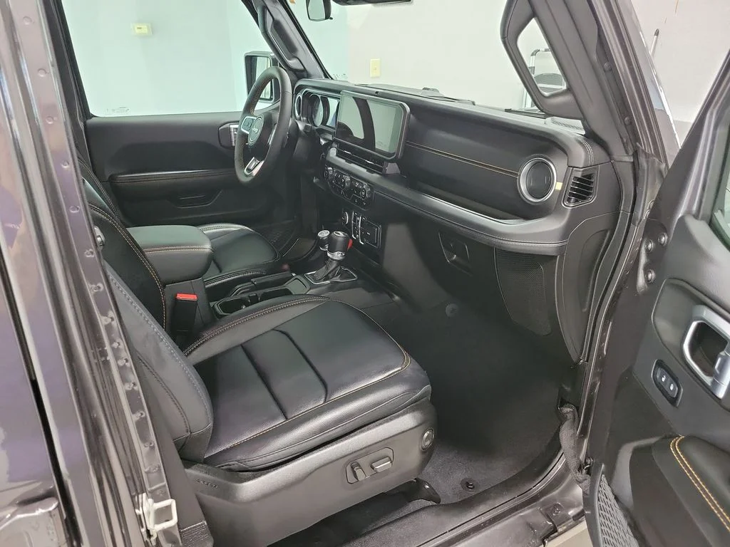 Used 2024 Gray Jeep Sahara 4xe image 18