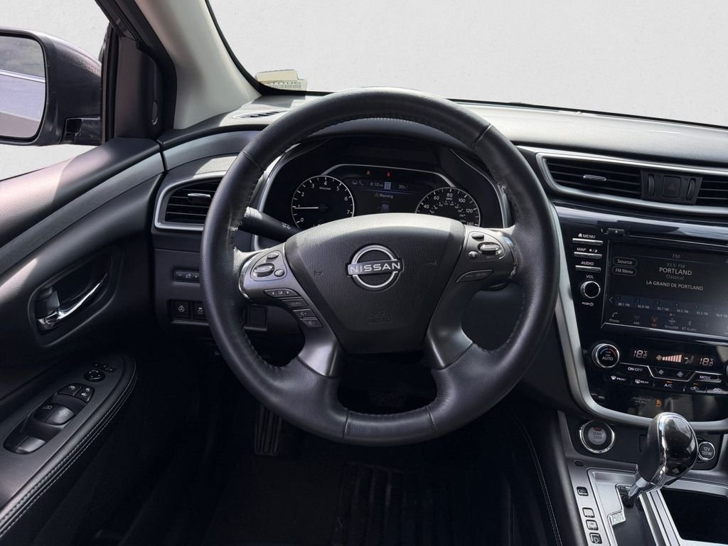 Used 2024  Nissan SV image 12
