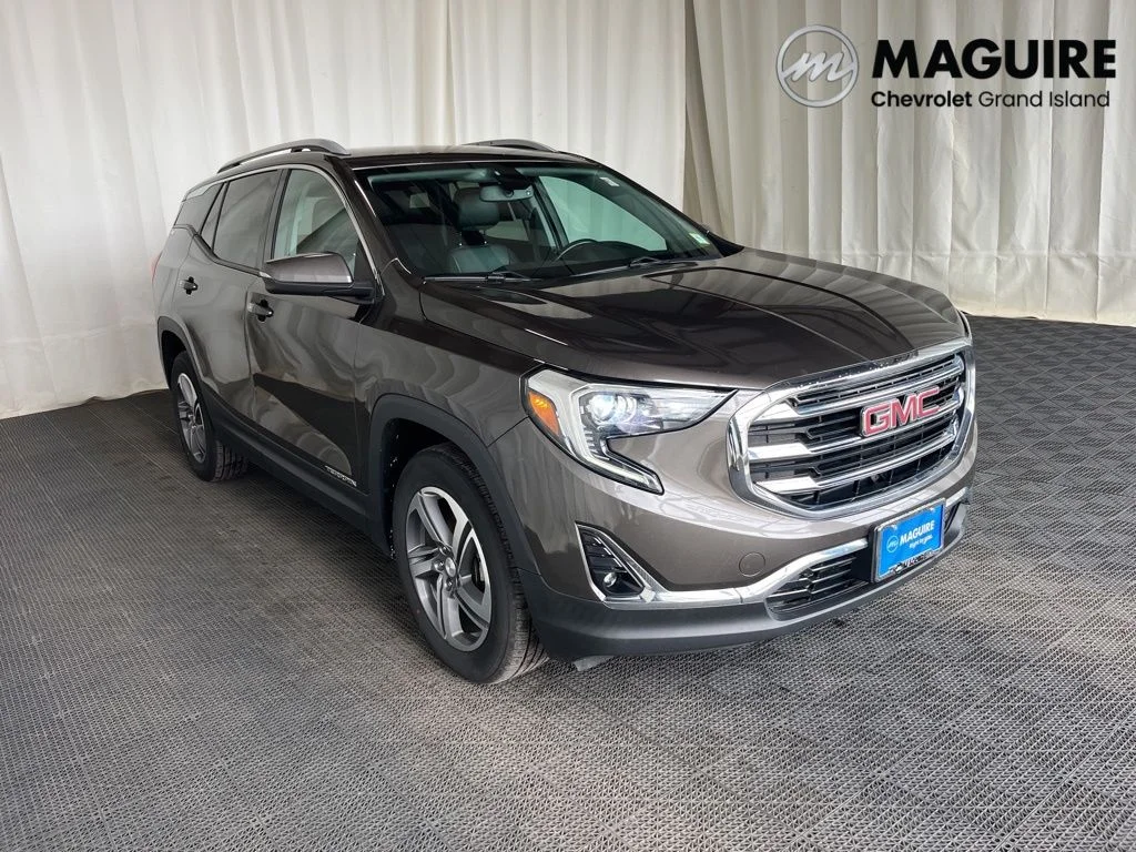 Used 2019 Gray GMC SLT image 29
