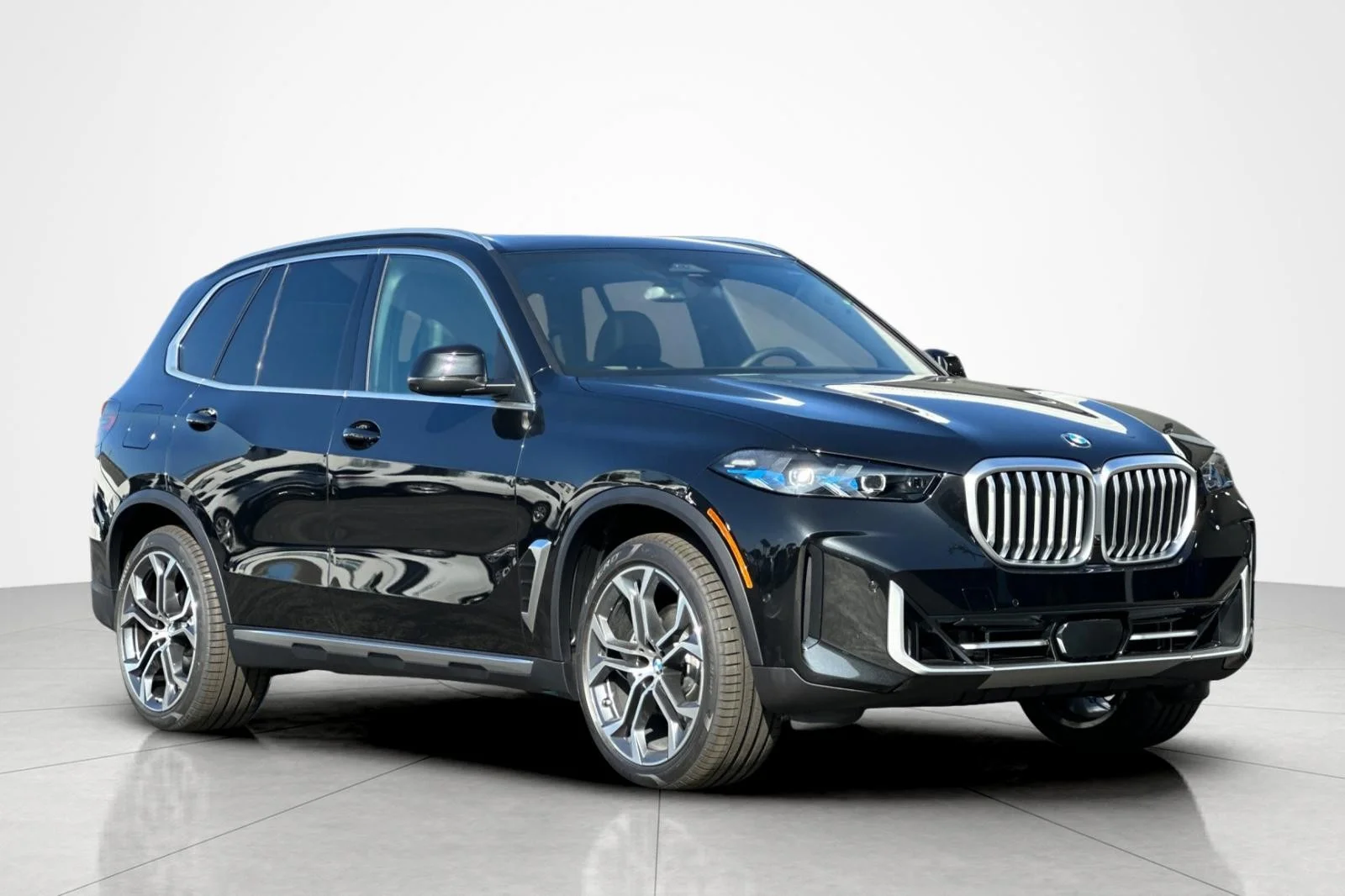 New 2026 Black Sapphire Metallic BMW sDrive40i image 7