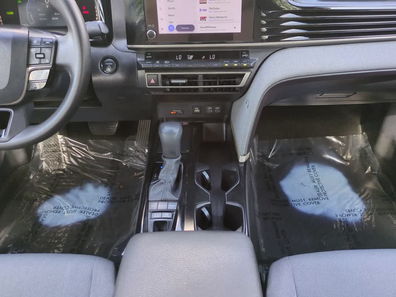 Certified Used 2025 Ice Cap Toyota LE image 18