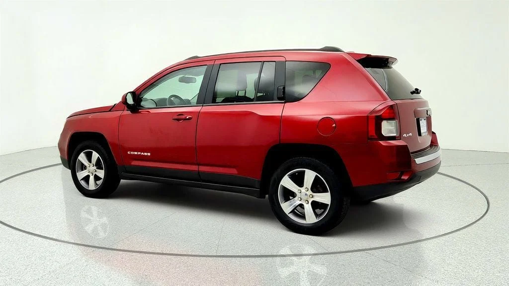 Used 2017 Deep Cherry Red Crystal Pearlcoat Jeep High Altitude 4x4 *Ltd Avail* w/ Sunroof & Remote Start image 7