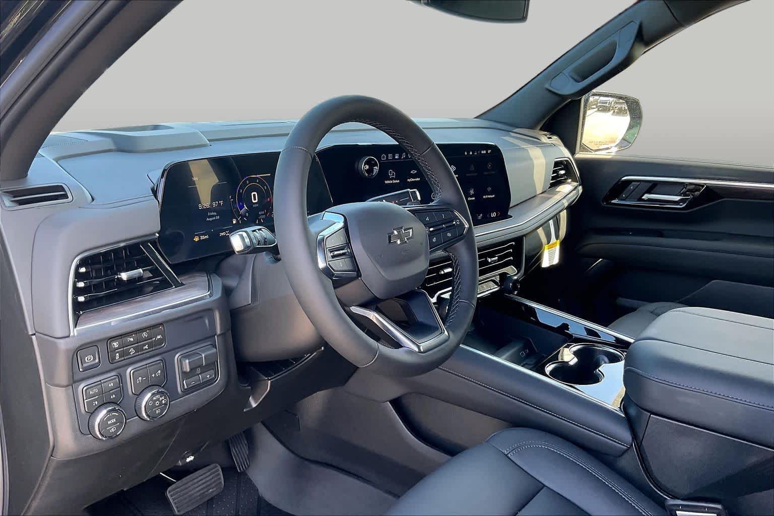 2026 Chevrolet Tahoe Z71 - Photo 9