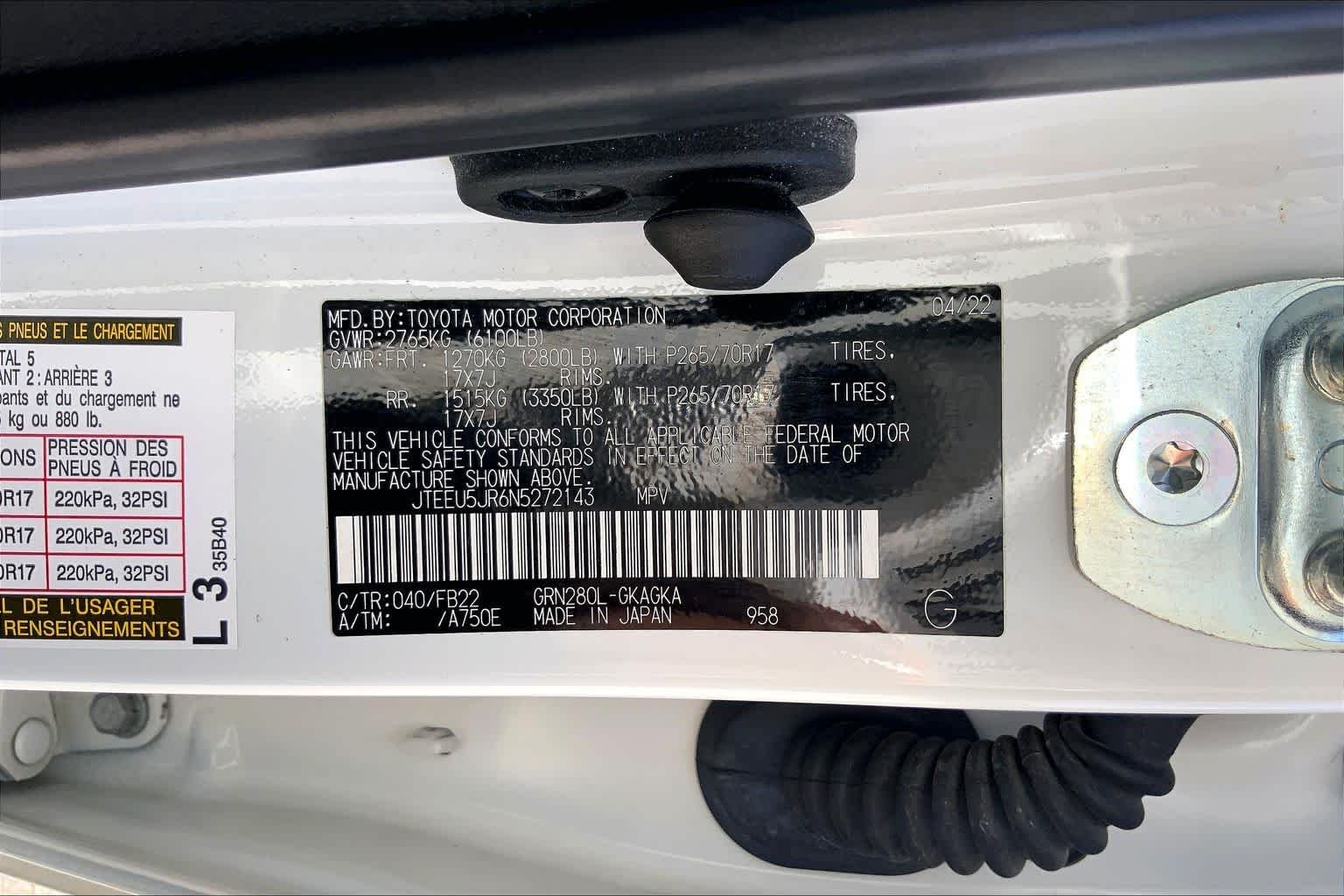 Used 2022 White Toyota SR5 image 36