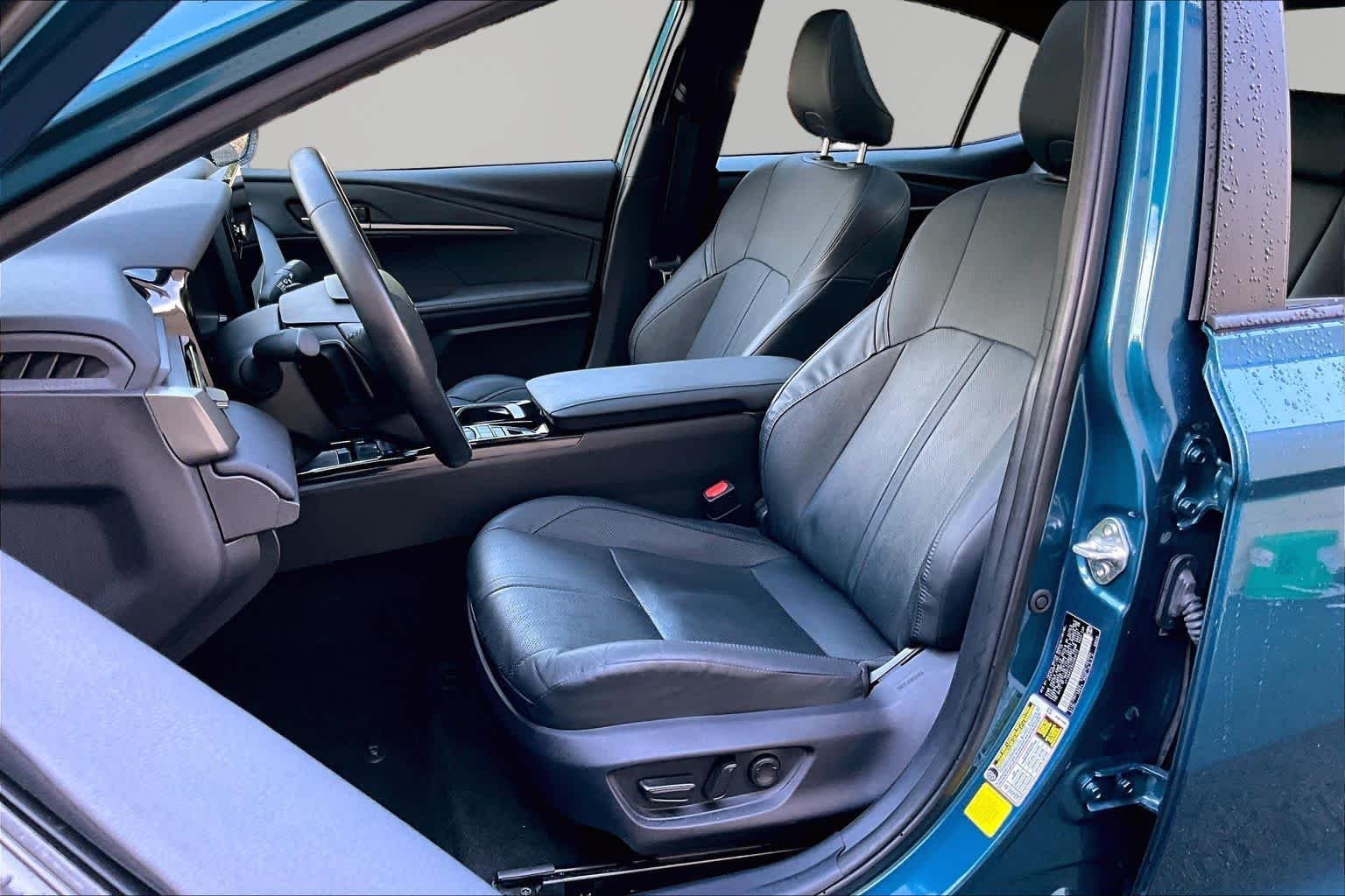 Used 2025 Ocean Gem Toyota XSE image 8