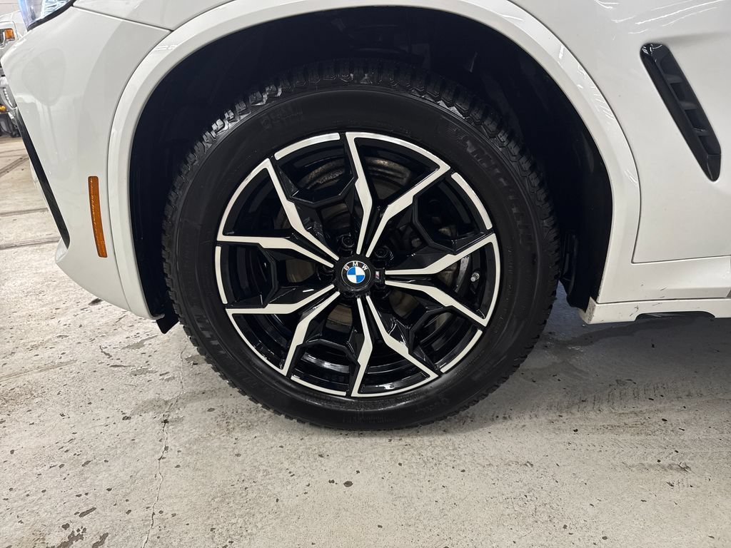 Used 2023 White BMW xDrive30i image 25