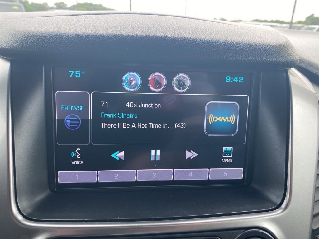 Used 2015 Silver Ice Metallic Chevrolet LT image 22