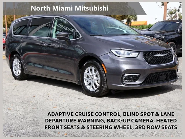 2023 Chrysler Pacifica Touring L