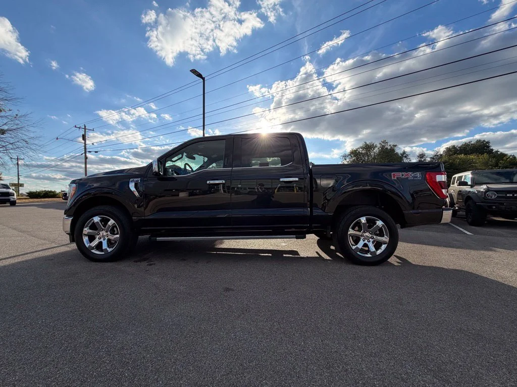 Used 2021 Black Ford Lariat image 4
