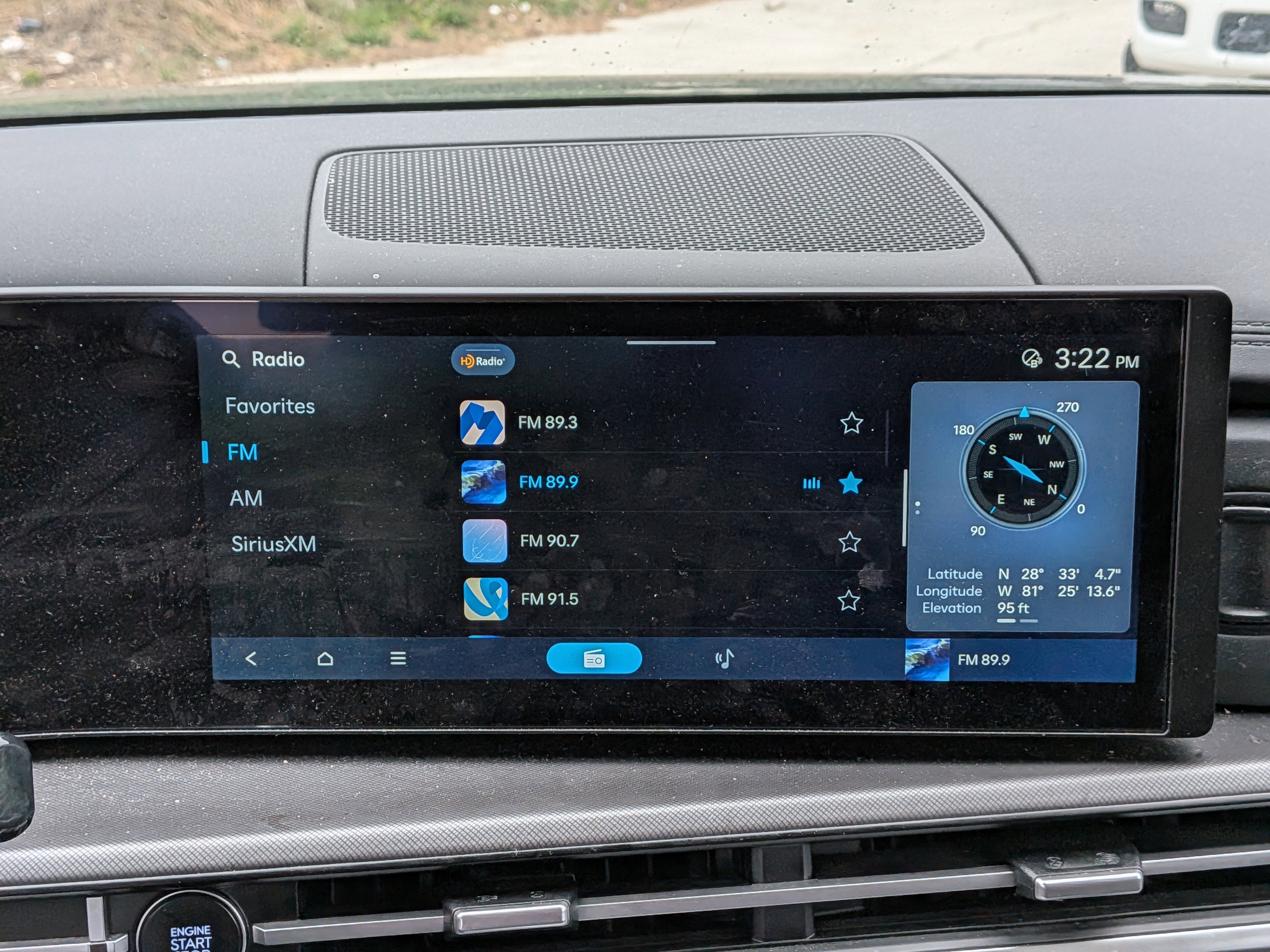 Used 2025 Hampton Gray Hyundai SE image 13