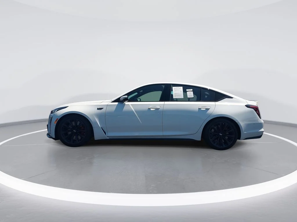 Used 2024 White Cadillac V-Series image 5