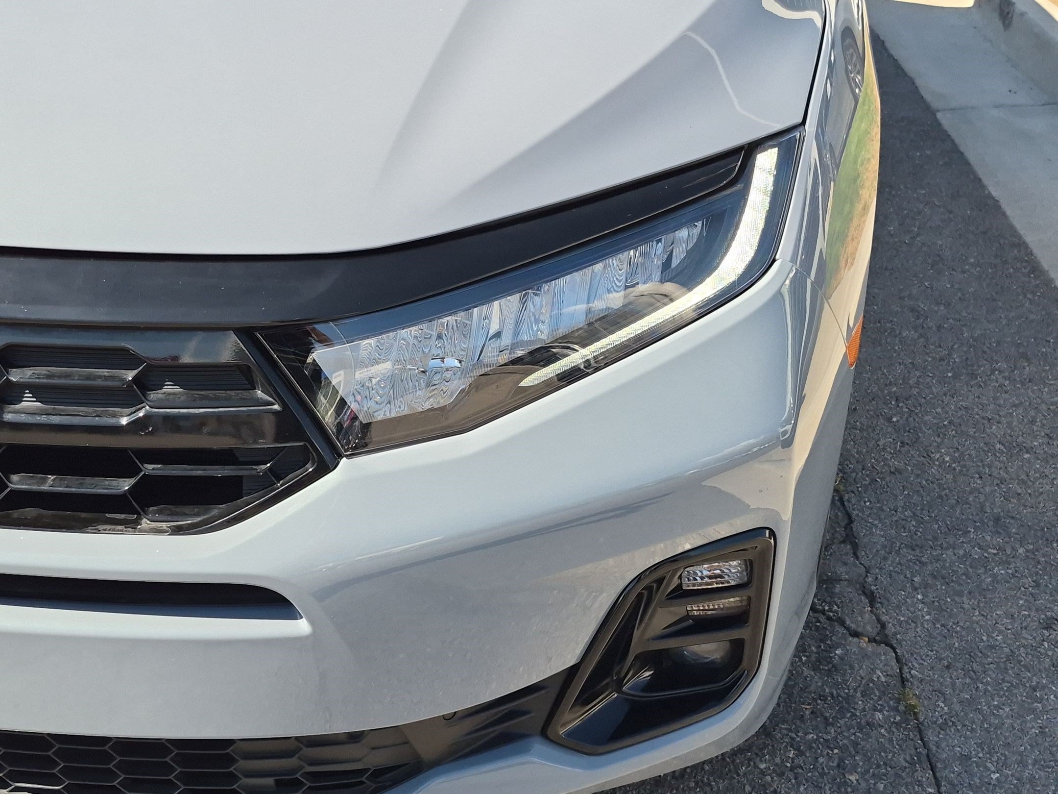 Used 2025 Modern Steel Metallic Honda Elite image 9
