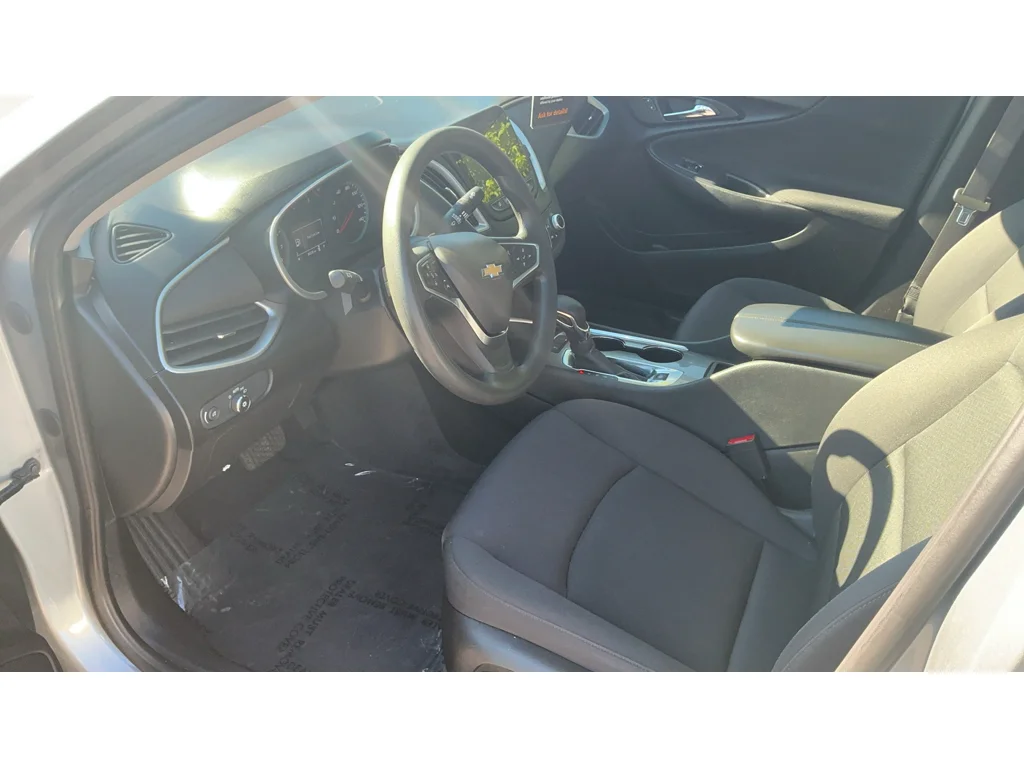 Used 2024 STERLING GRAY METALLIC Chevrolet LT image 11