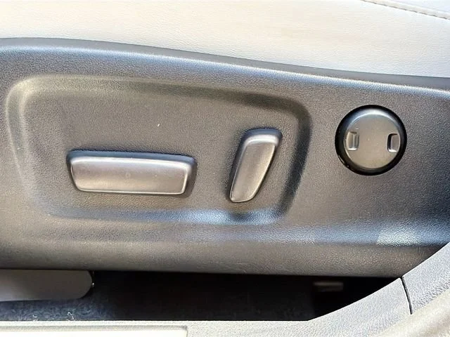 Used 2021 Silver Lexus RX 350 image 25
