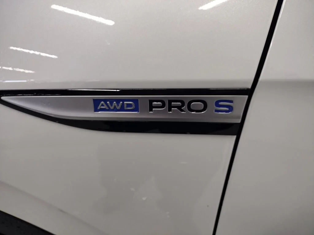 New 2026 White Volkswagen Pro S Plus image 8