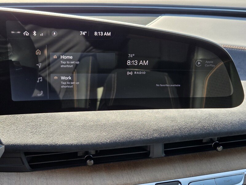Used 2023  Lucid Grand Touring image 32