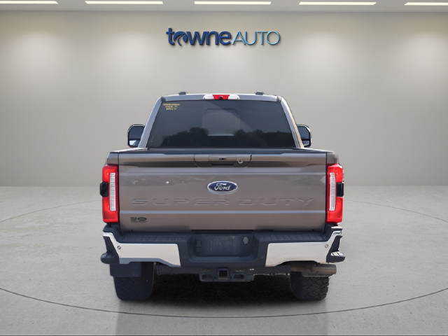 Used 2023 Gray Ford Lariat image 6