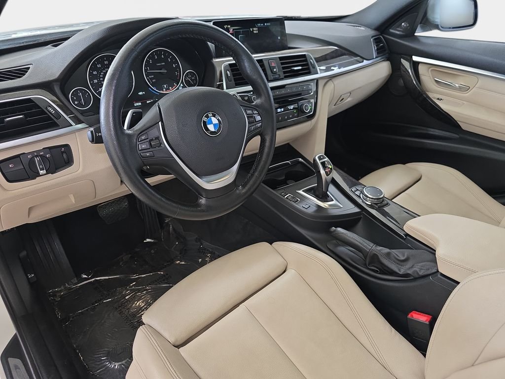 Used 2016 Mineral White Metallic BMW 328i xDrive image 19