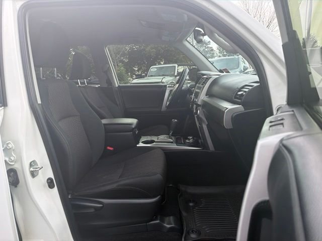Certified Used 2022 White Toyota Trail image 27