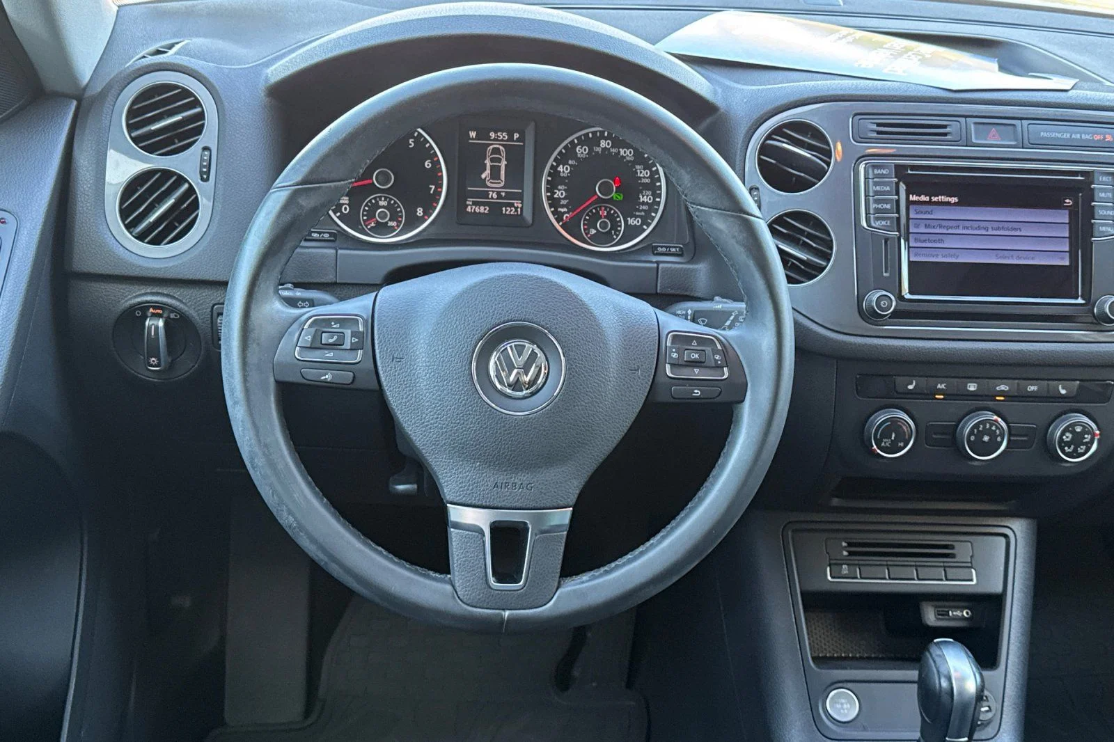 Used 2017 White Volkswagen 2.0T Wolfsburg Edition image 18
