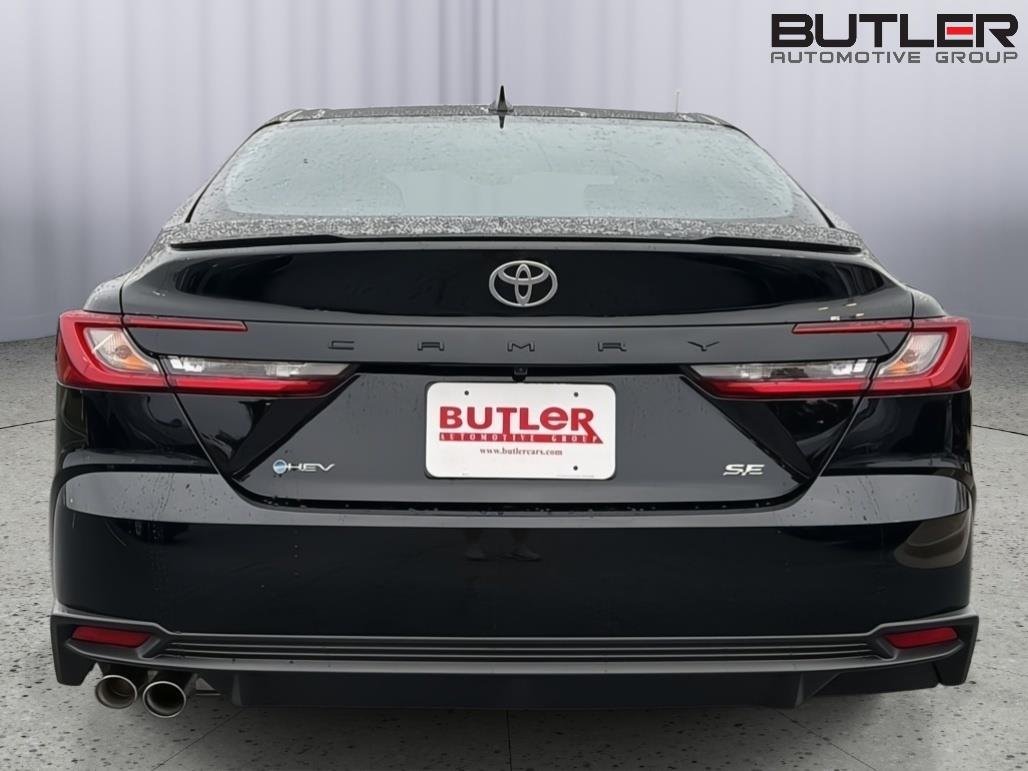 New 2026 Midnight Black Metallic Toyota SE image 5