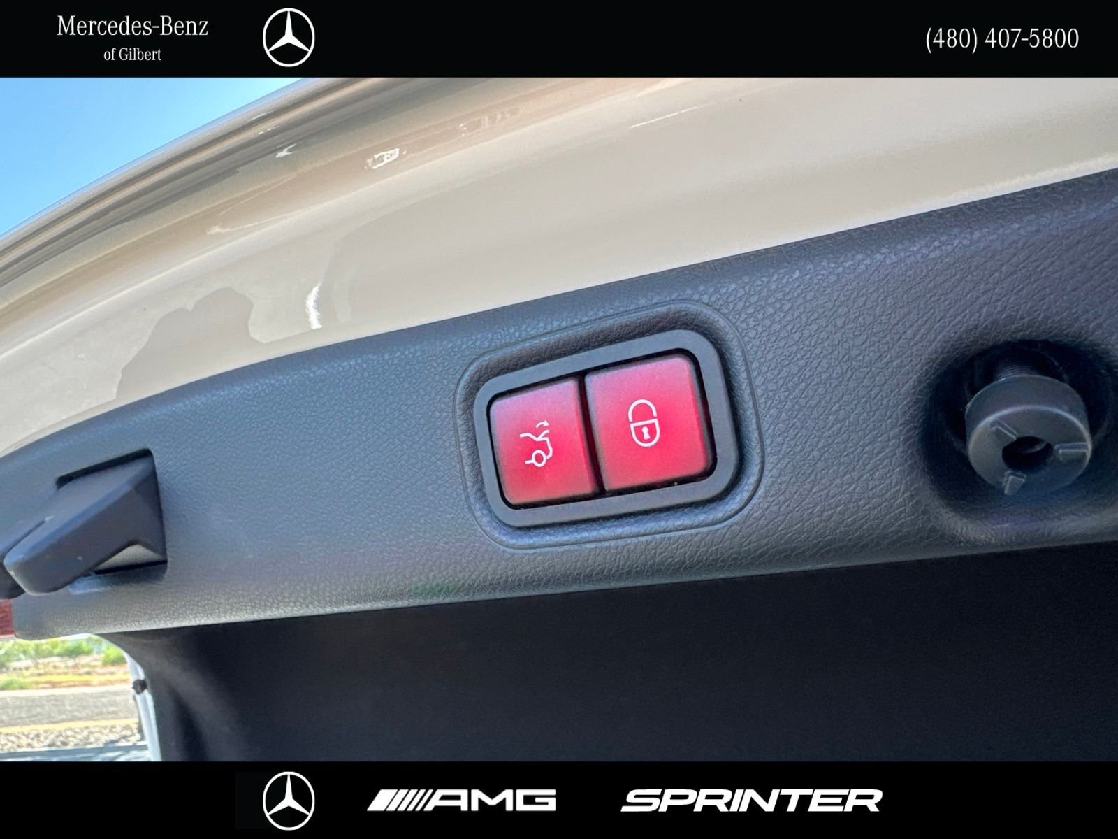 Used 2022  Mercedes-Benz E 350 image 8