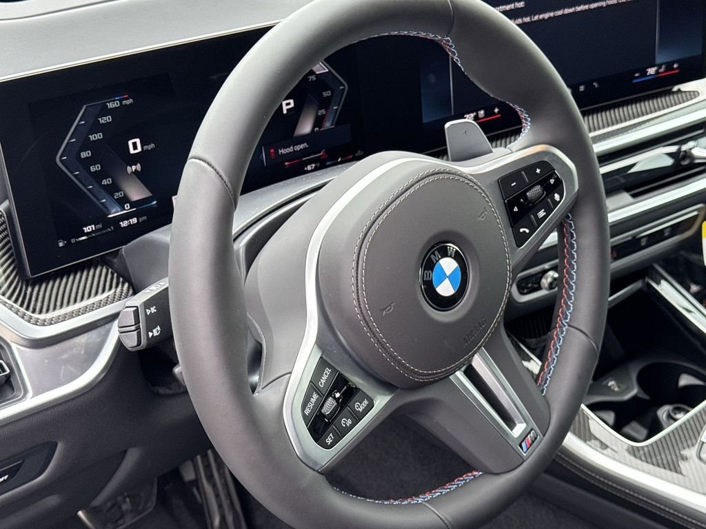 New 2026 Tanzanite Blue II Metallic BMW M60i image 11