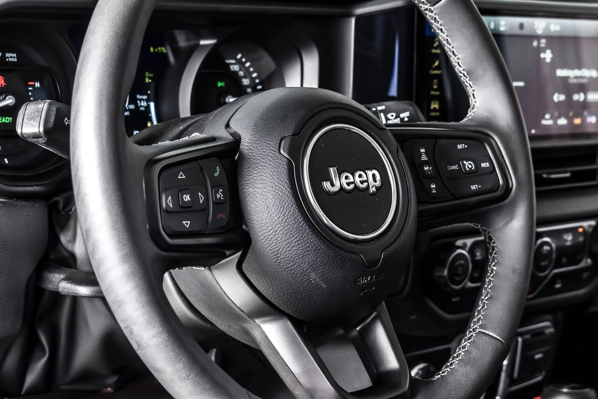 Used 2025 Crystal Metallic Jeep Willys 4xe image 16