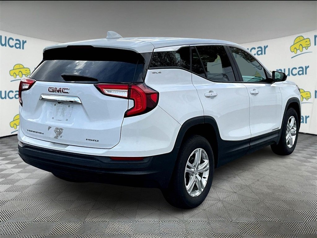 2024 Gmc Terrain SLE photo 2