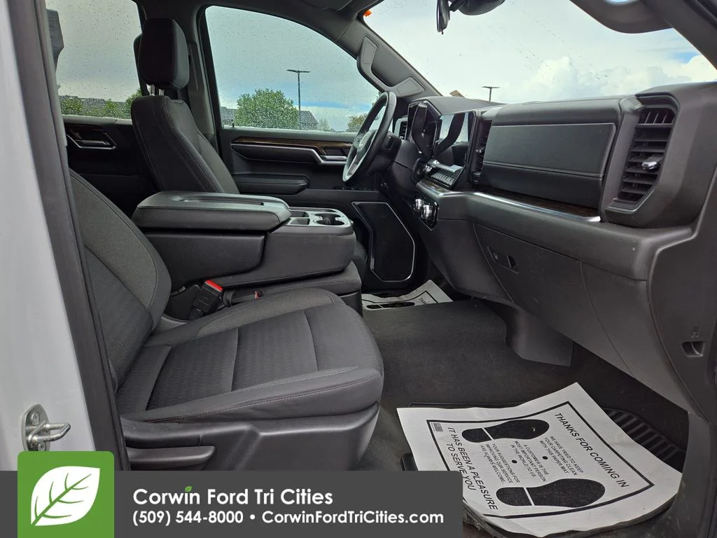 Used 2023 Summit White GMC Elevation image 36