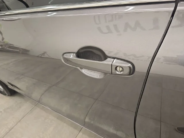 Used 2015 Predawn Gray Mica Toyota SE image 17