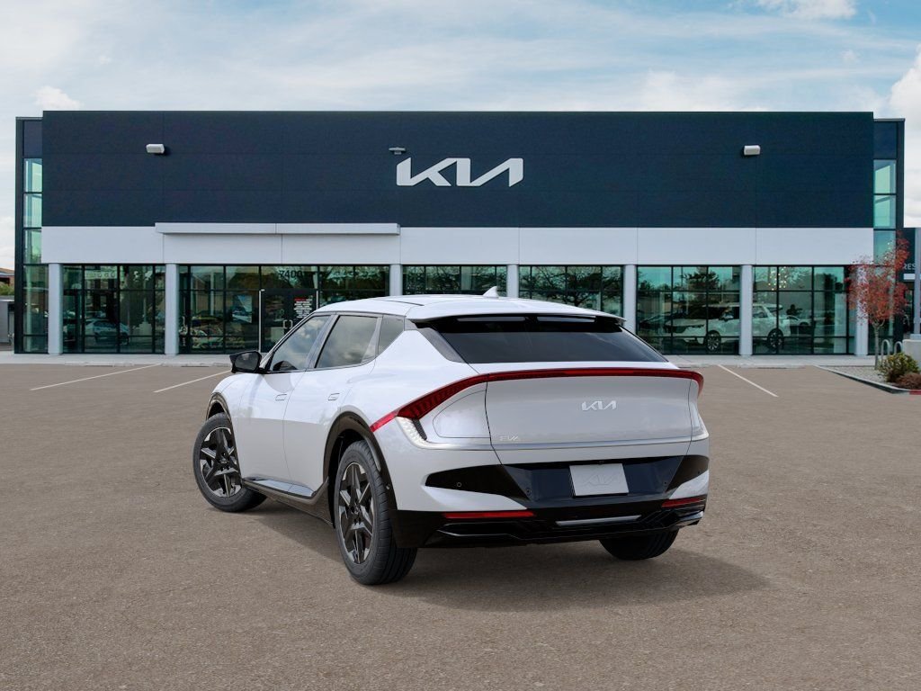 New 2026 White Kia  image 4