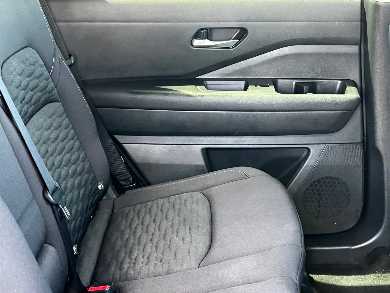 Used 2022 Gun Metallic Nissan SV image 10