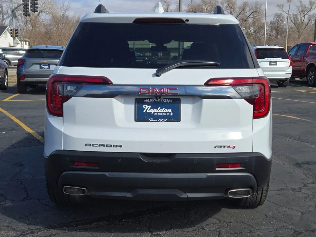 2023 GMC Acadia AT4 - Photo 14