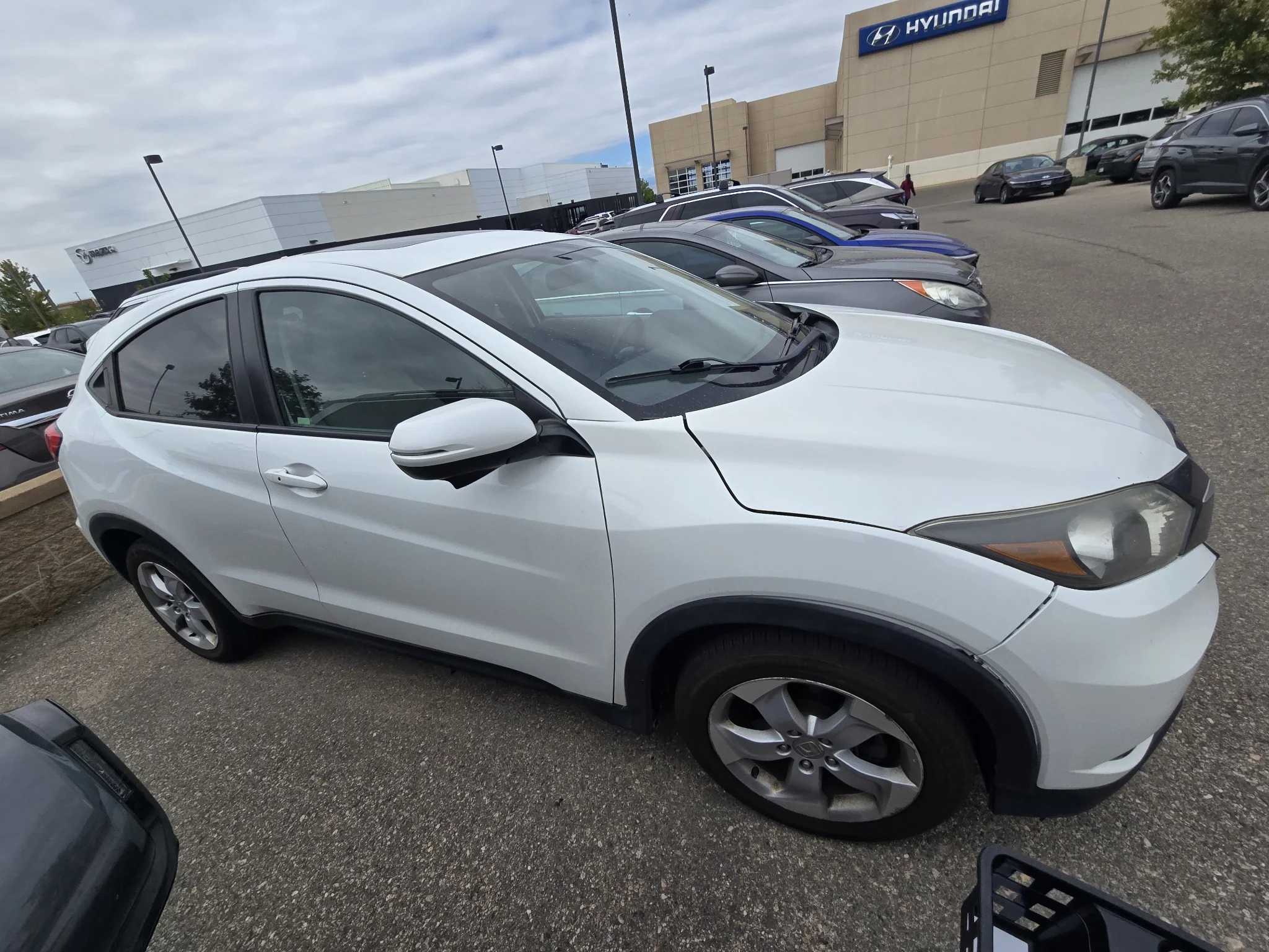 Used 2016 White Orchid Pearl Honda EX image 18