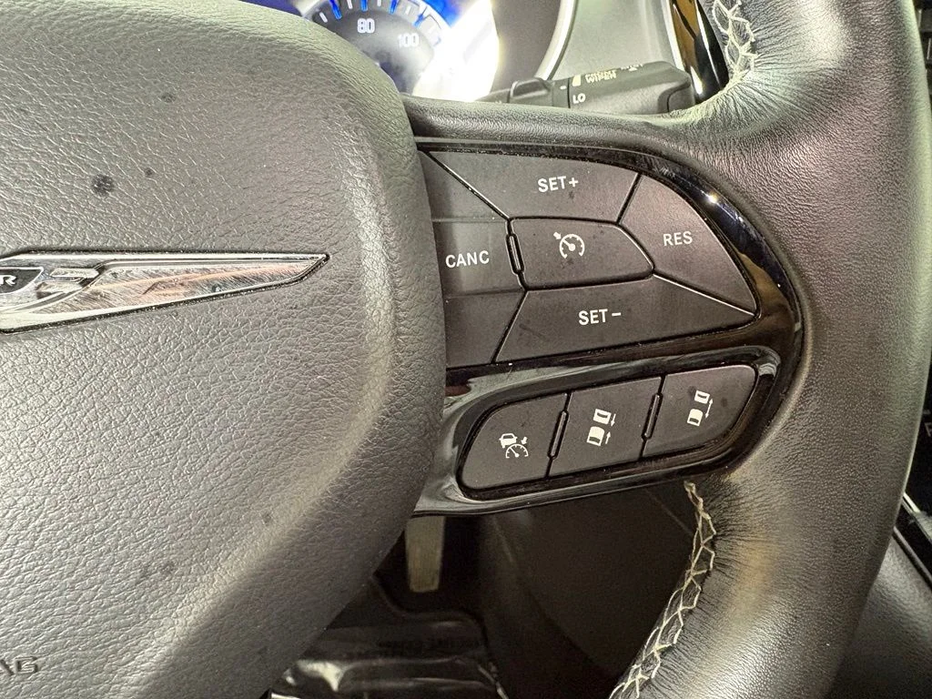 Used 2020 Black Chrysler Touring L Plus image 23